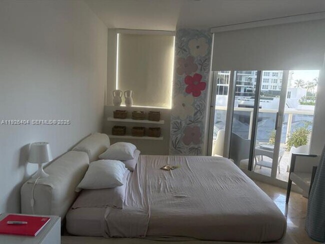 Building Photo - 4779 Collins Ave
