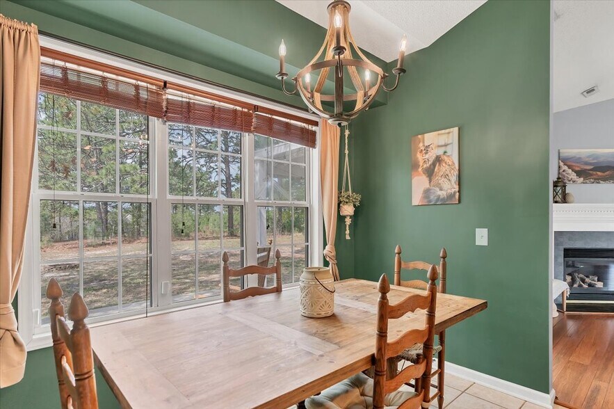 Building Photo - 329 Green Links Dr