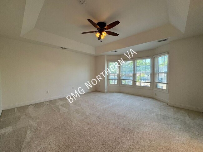 Building Photo - 3091 McKinnon Way