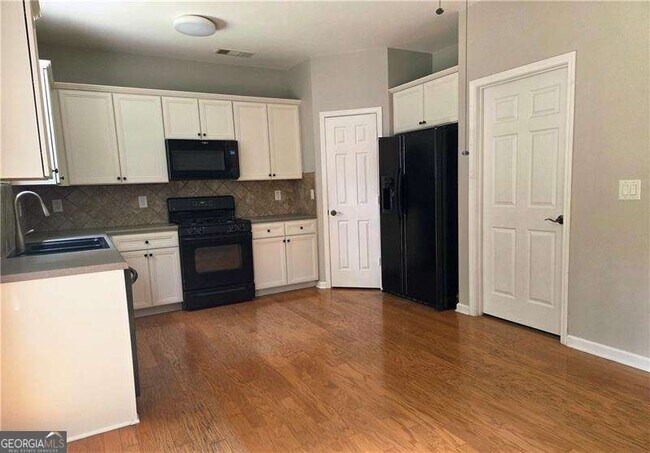 Building Photo - 1374 Dukes Creek Dr