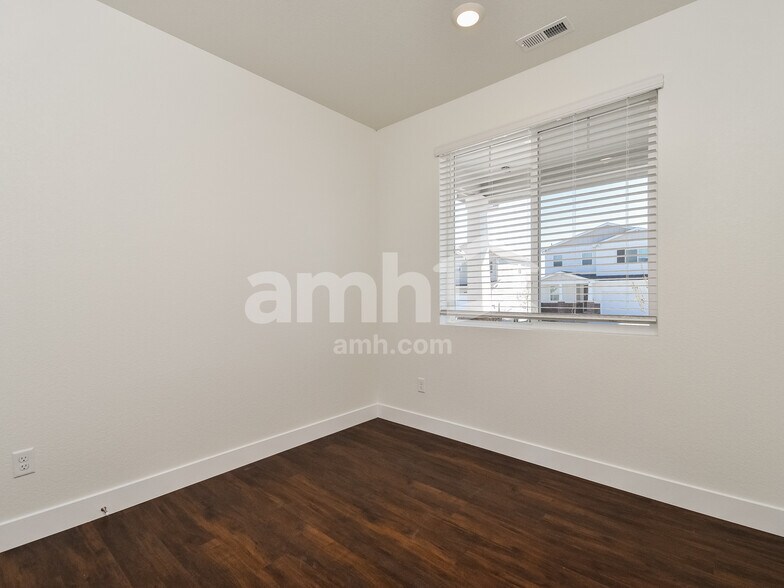Building Photo - 7618 Mardale Ln