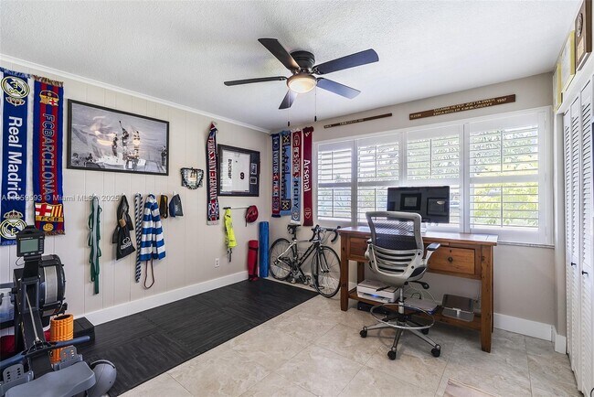 Building Photo - 8520 SW 84th Terrace