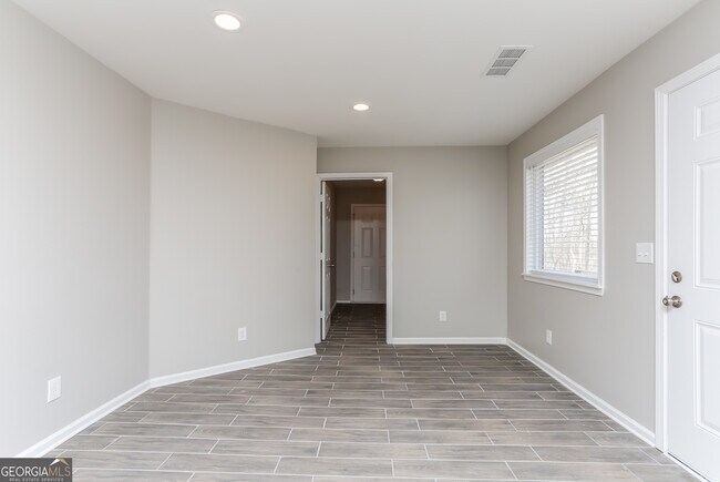 Building Photo - 5788 Adrian Ln
