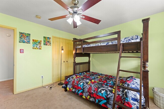 Building Photo - 44 Parkway Pl