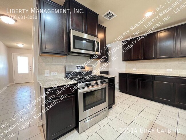 Building Photo - 5 Bedroom, 2.5 Bath Home in Redbird Ranch