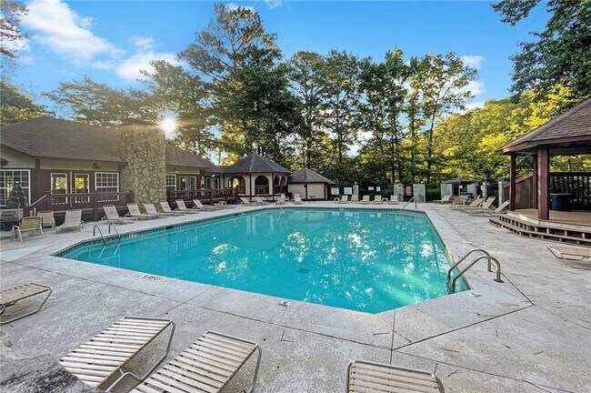 Building Photo - 901 Wentworth Ct