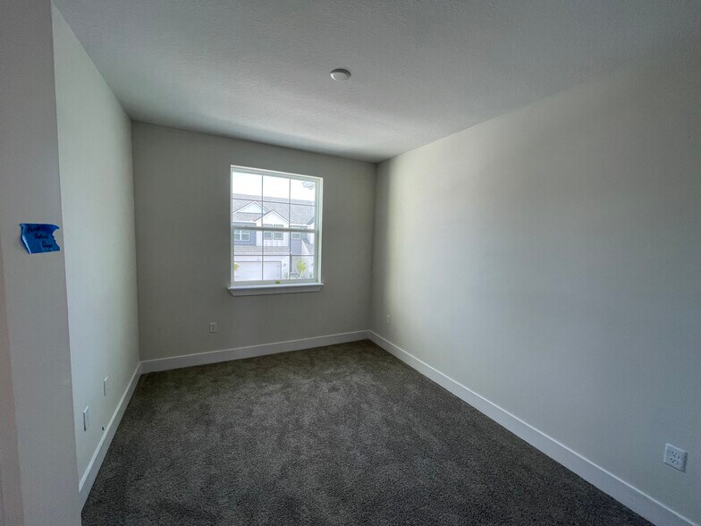 Building Photo - 1466 Brookdale Ct