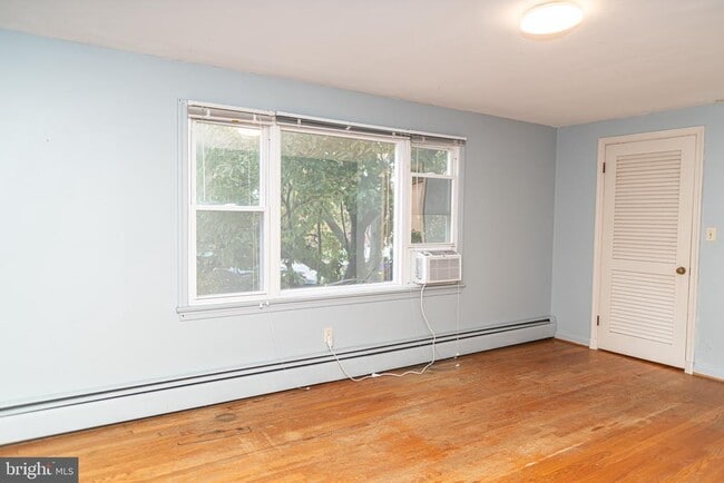 Building Photo - 116 S Union Ave