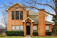 Building Photo - 2117 Bresee Dr