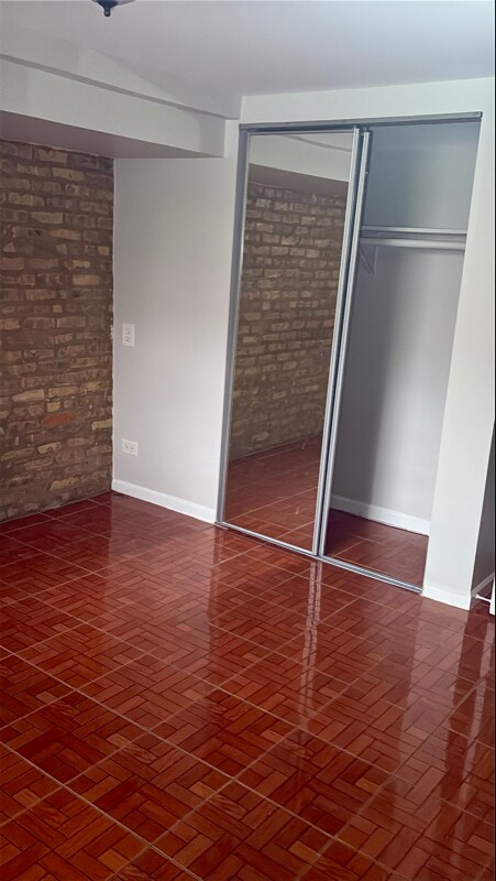 Building Photo - 4217 S Prairie Ave