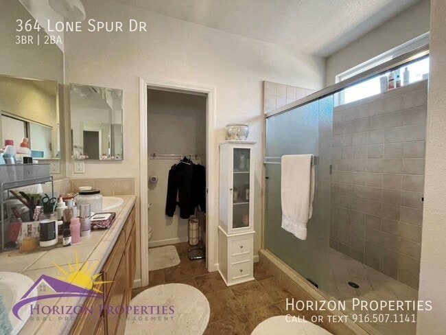 Building Photo - 364 Lone Spur Dr