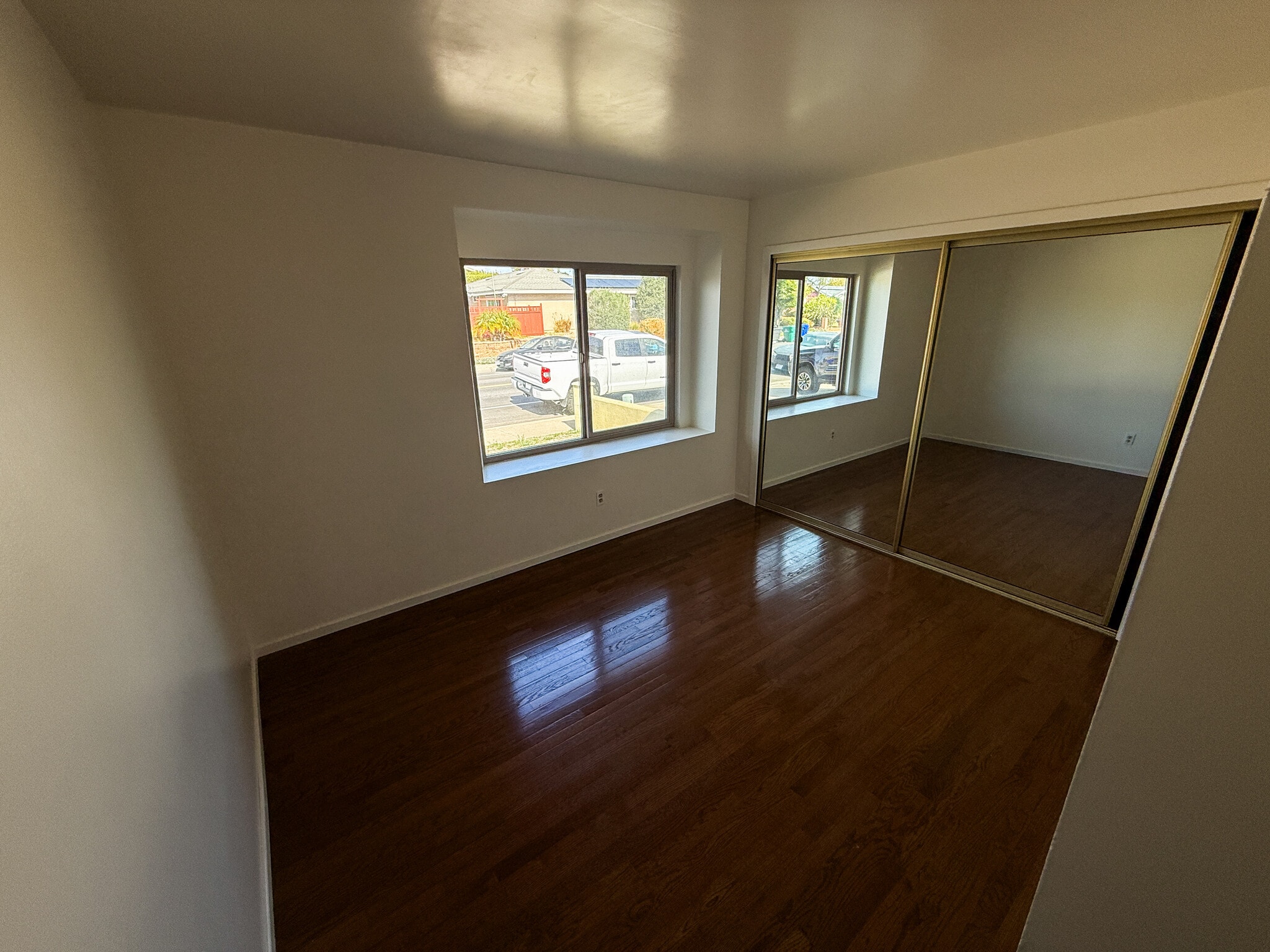 Building Photo - 7003 Batista St