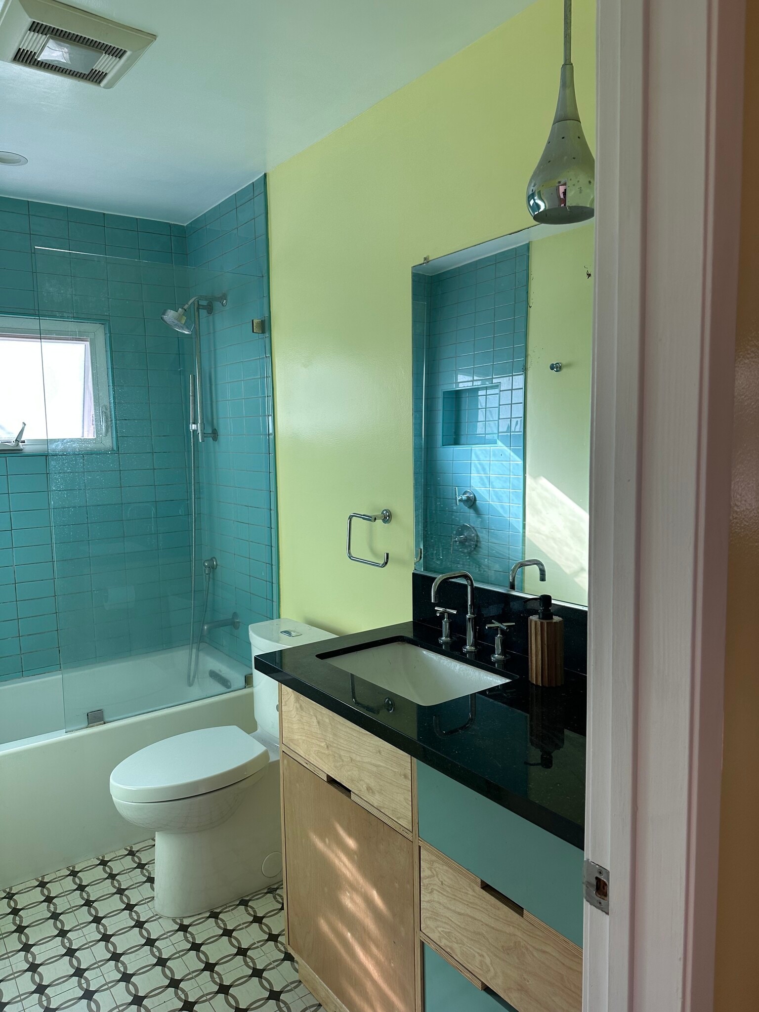 Custom Vanity - 4680 College View Ave