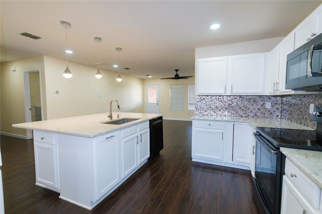 Building Photo - 1717 Shawnee Trail