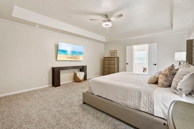 Building Photo - 8615 Discus Dr