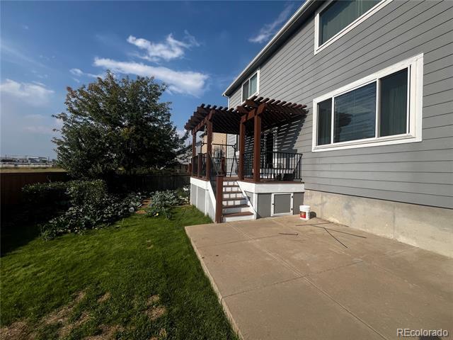 Building Photo - 8121 Raspberry Dr