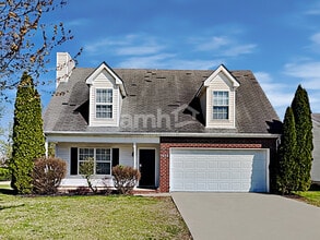 Building Photo - 1665 Saint Andrews Dr
