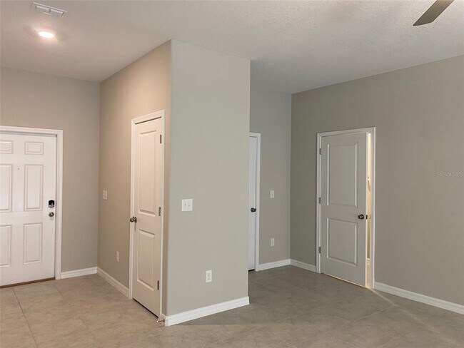 Building Photo - 11654 Castine St