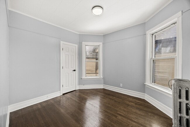 Building Photo - 7110 S Eberhart Ave