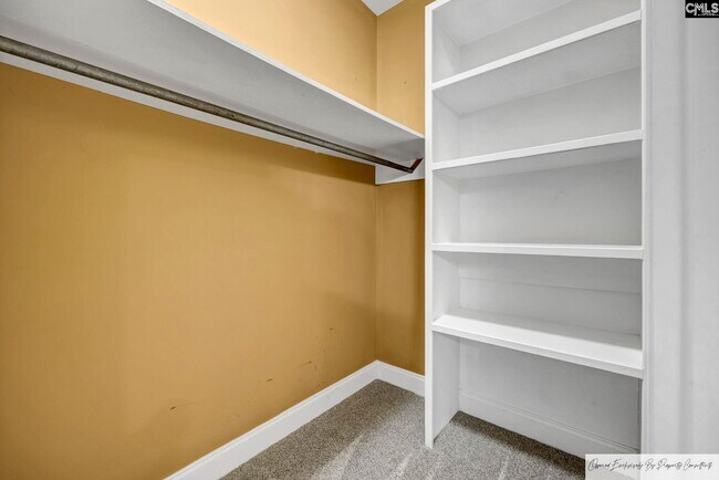 Building Photo - 218 Hilton Village Dr