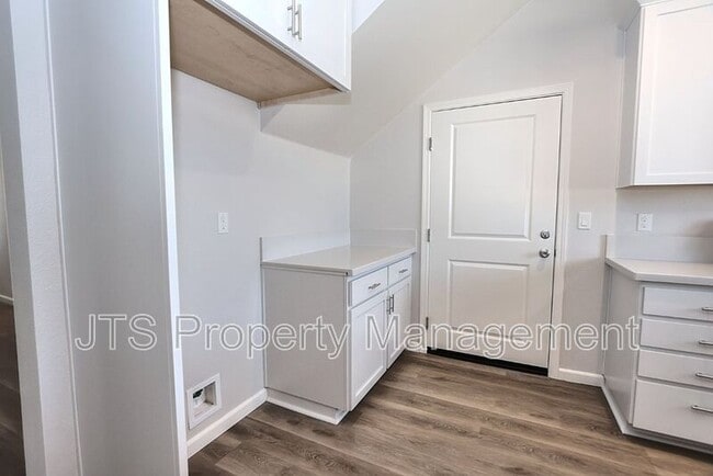 Building Photo - 47 Brookbay Way
