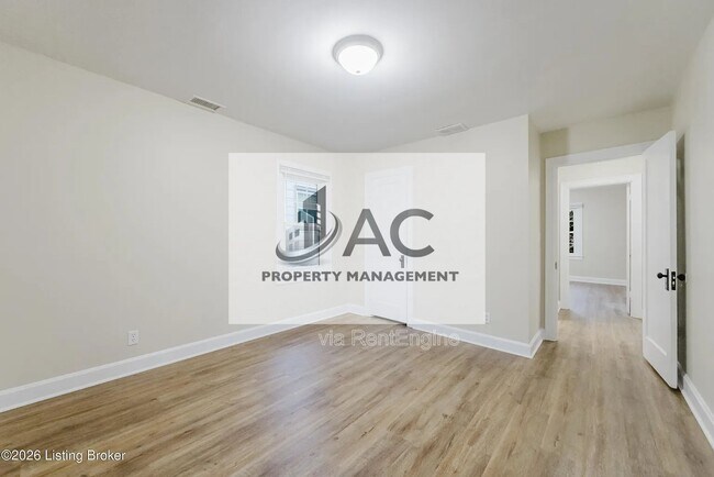 Building Photo - 4405 S 2nd St