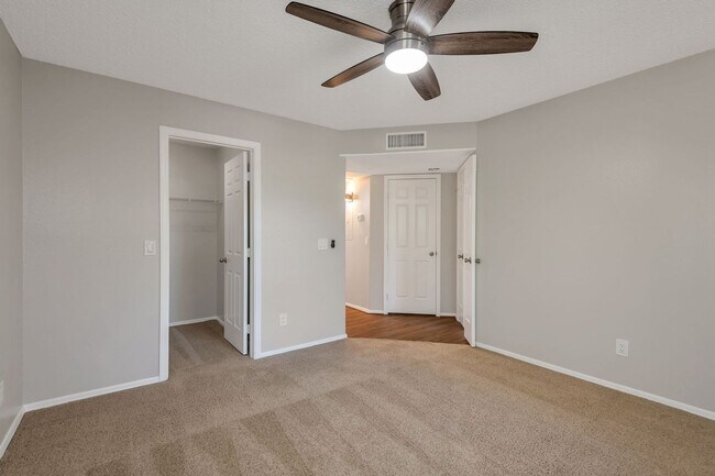 Building Photo - Charming  Updated 2BR- 2  BATH FOOTHILLLS CONDO