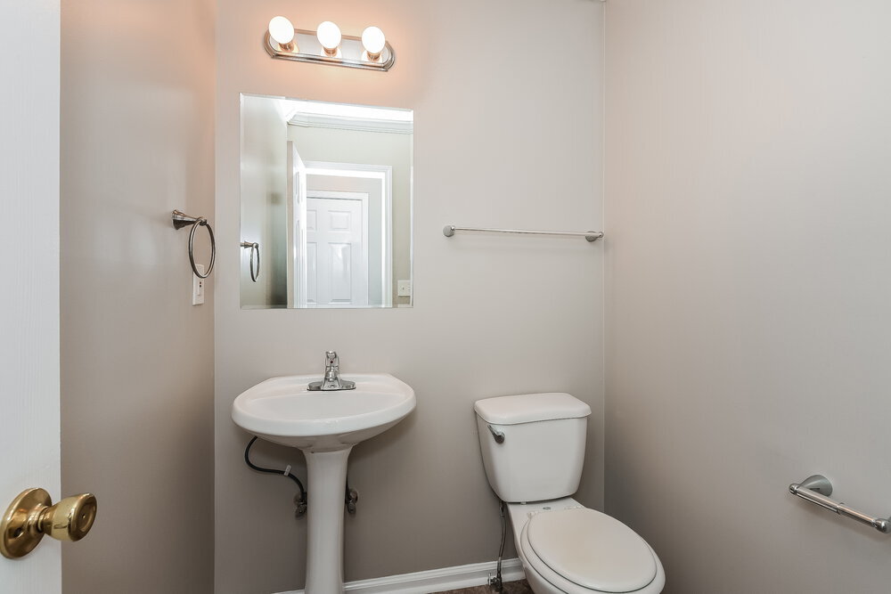 Building Photo - 2129 Lindley Ln