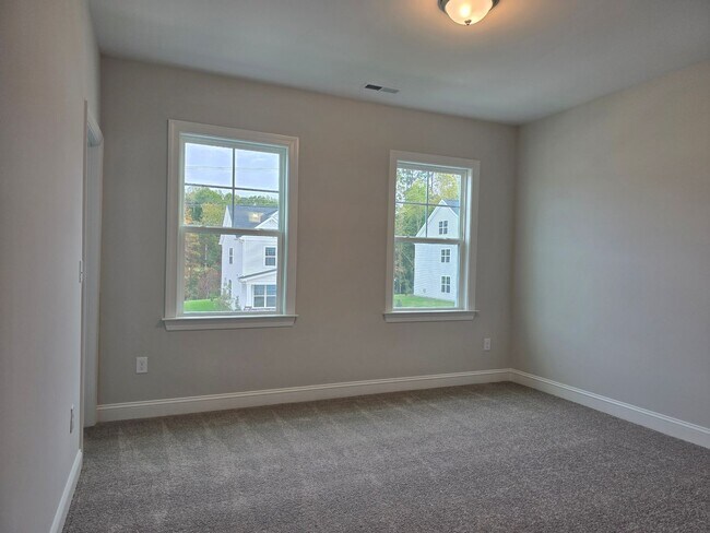 Building Photo - Brand New 4 Bedroom 3 Bathroom Single Fami...