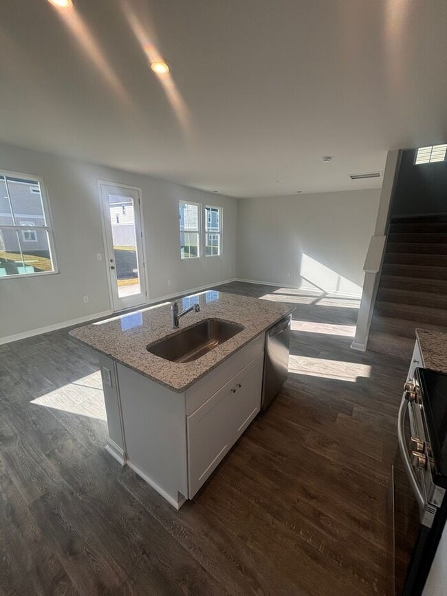 Building Photo - !! COMING SOON: Beautiful 4BR 3 BA Home w/ Loft + Patio + View in Little River !!