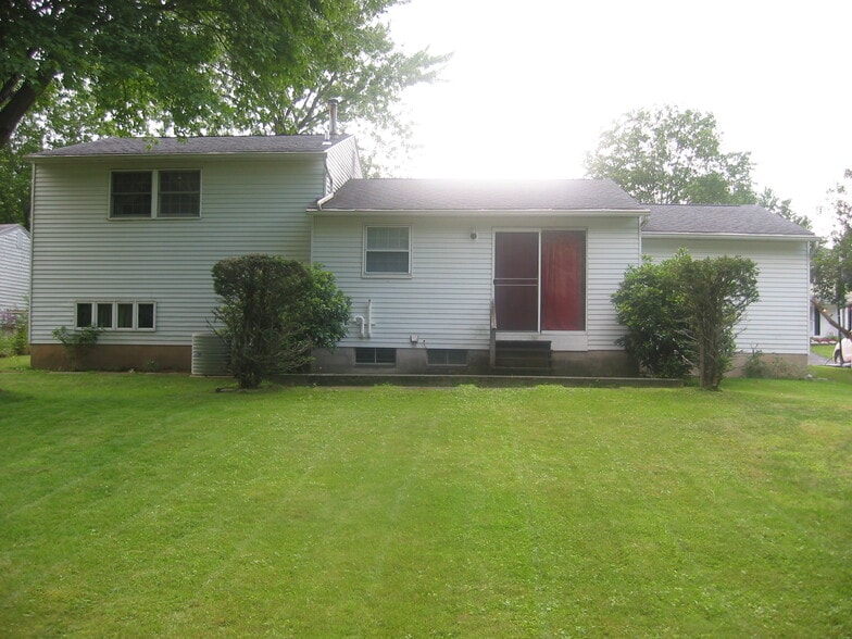 House rear - 8258 Larkspur Dr