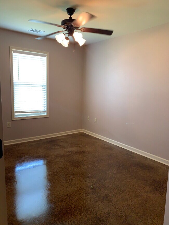 Building Photo - 426 Wildwood Point