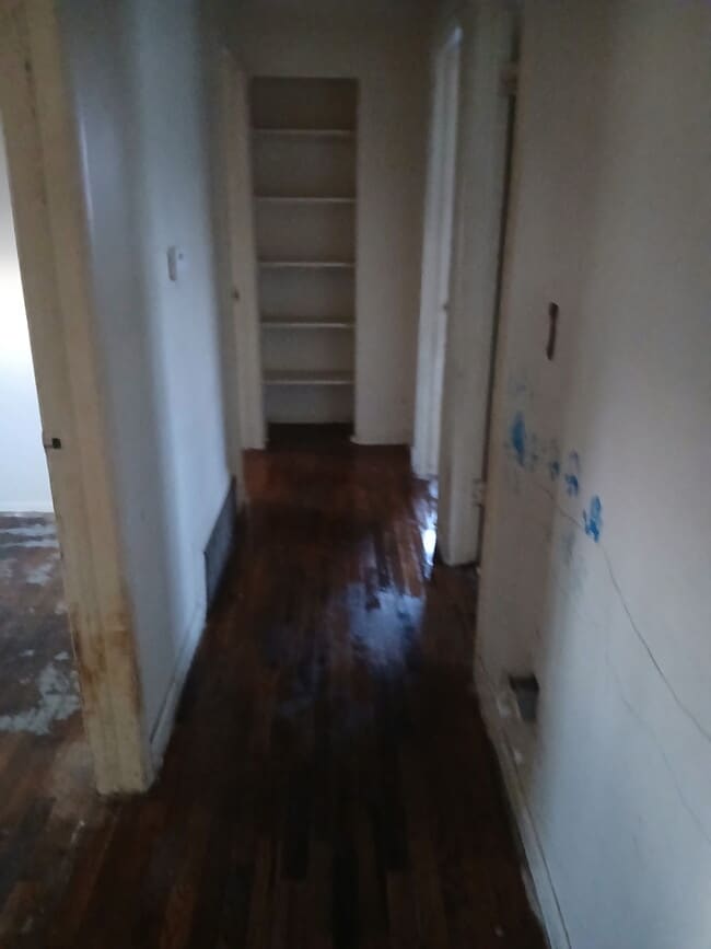 Building Photo - 6614 Elmridge Dr