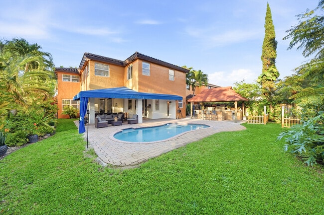 Building Photo - 16372 SW 62nd Ter