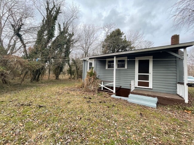 Building Photo - Adorable 1 bedroom House FOR RENT in Bridg...