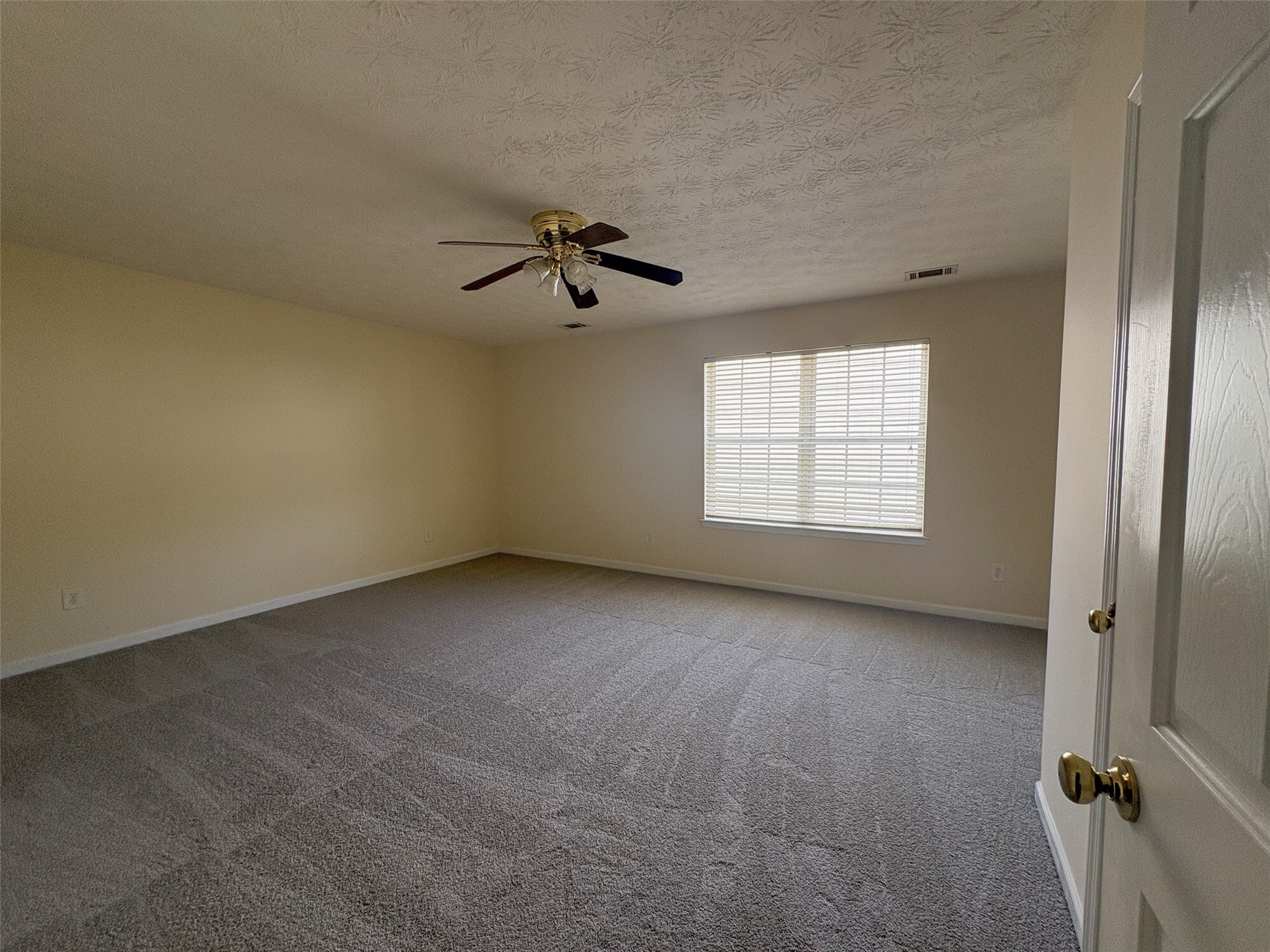 Building Photo - 1863 Skylar Leigh Dr