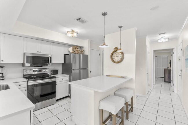 Building Photo - 913 Harbour Point Ln