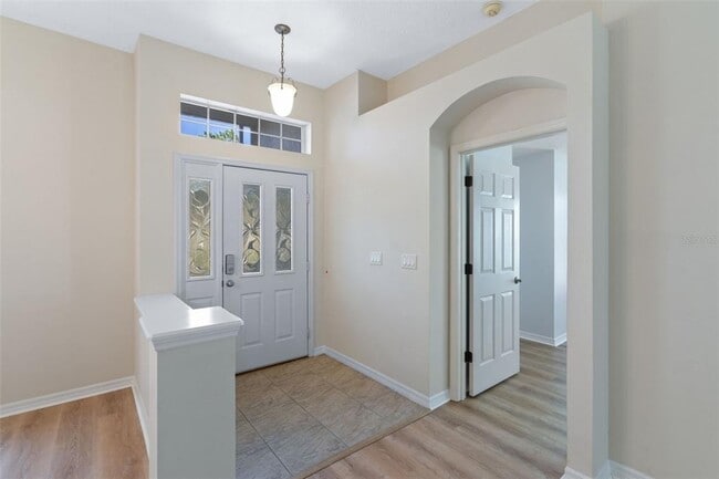 Building Photo - 26908 Honeymoon Ave