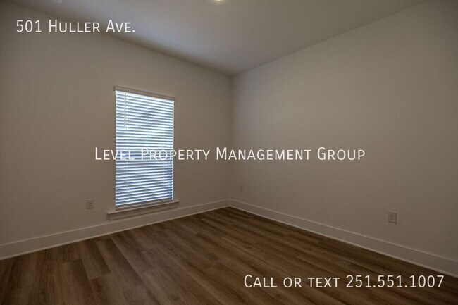Building Photo - 501 Huller Ave