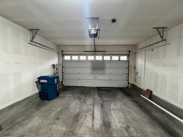 Building Photo - 8166 Altamont Ridge St