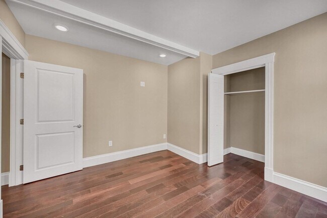 Building Photo - 1540 Mystic Valley Pkwy