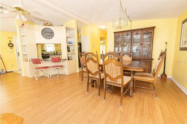 Building Photo - 1159 Paradise Dr