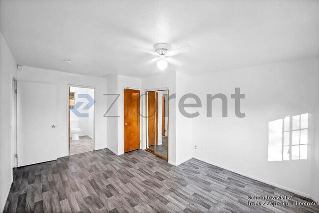 Building Photo - 1300 Mt Diablo St