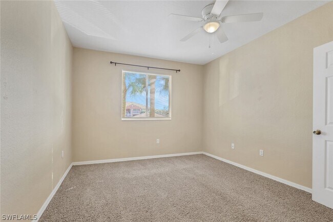 Building Photo - 6321 Aragon Way