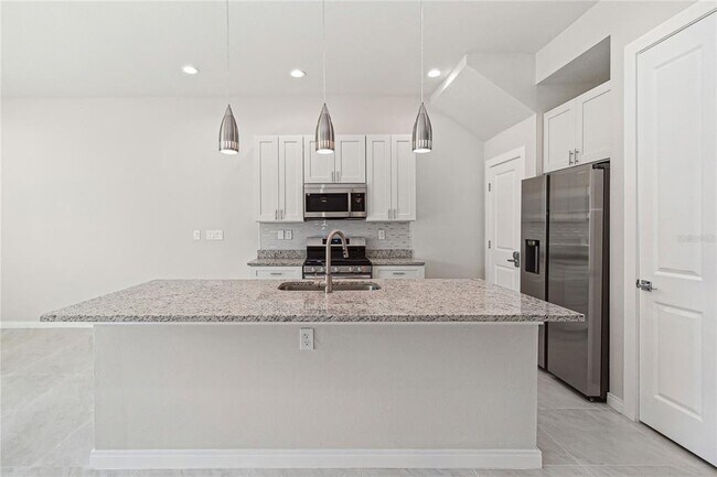 Building Photo - 7554 Sunflower Cir