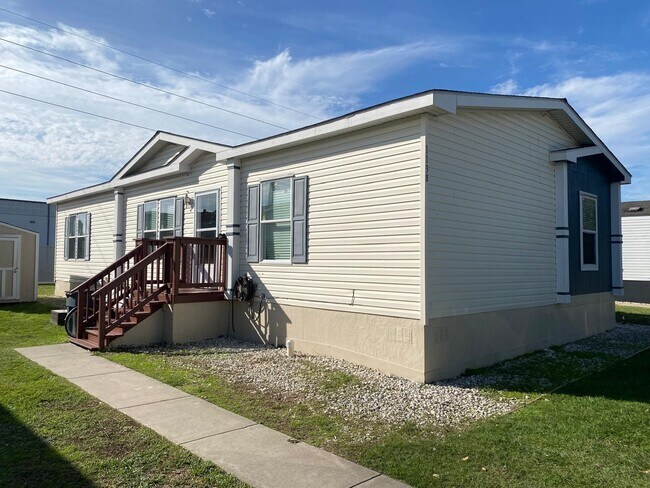 Building Photo - 1138 Gripper Wy