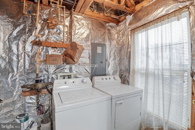 Building Photo - 13815 Churchville Dr