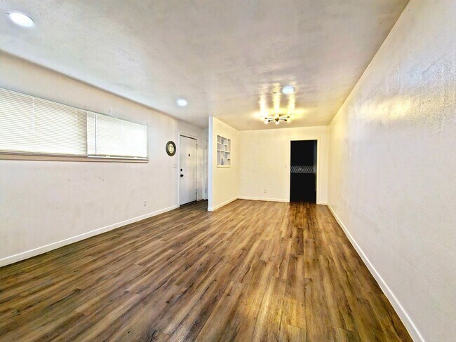 Building Photo - 2520 38th St