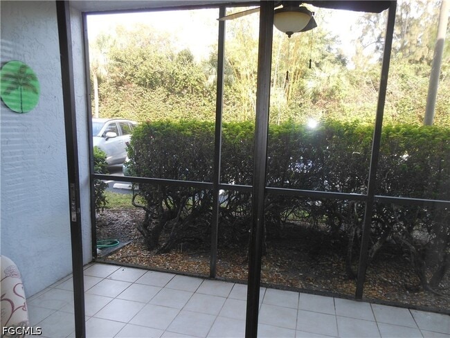 Building Photo - 9950 Sailview Ct