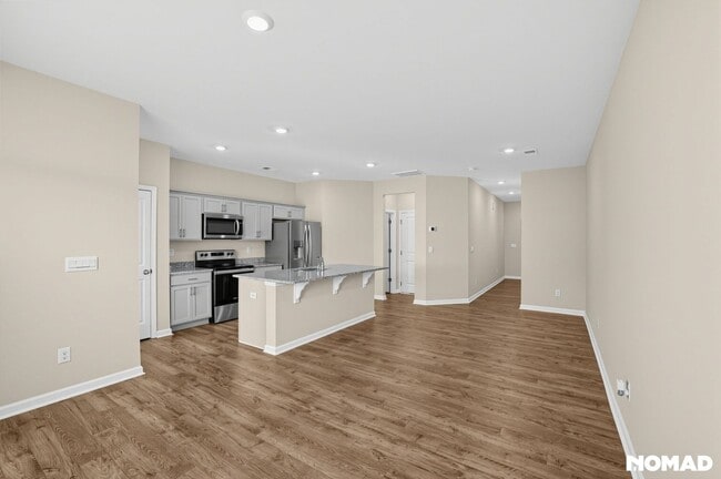 Building Photo - 120 Sunriff CT
